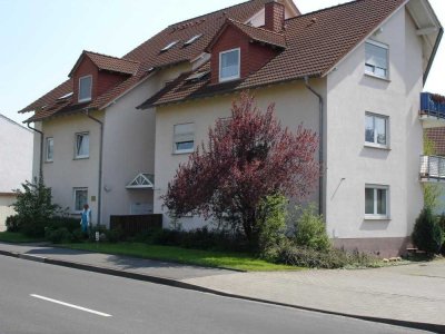 Attraktive 2-Zimmer-Wohnung mit Balkon in Künzell-Engelhelms