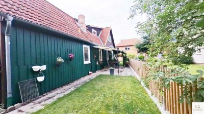 Flexibles Wohnkonzept: Ideal für Eigennutzer & Investoren - DHH mit drei Einheiten in Eldingen