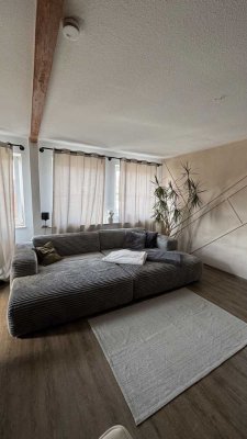 Zentrale 2-Zimmer-Wohnung – 94 m², renoviert 2024, mit Stellplatz – ab 15.08.2025