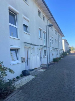 Gepflegtes Reihenhaus in Frankfurt-Griesheim