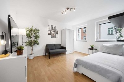 **ERSTBEZUG: STYLISH WOHNEN AUF ZEIT - IM HERZEN FRANKFURT**