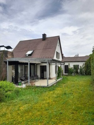 Freistehendes EFH in bevorzugter Lage mit Aussicht