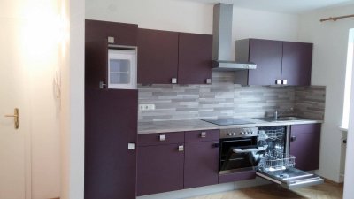 Wohnung im Hochparterre für Singles oder Pärchen geeignet, maximal 2 Personen - inklusive BK und Heizung