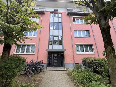 Immo Love Pfersee- Moderne 3,5 ZKB inkl EBK, Balkon und optional TG!