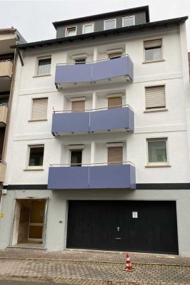 MFH zur KAPITALANLAGE in bester Innenstadtlage mit TOP Rendite, Balkone und 4 Garagen