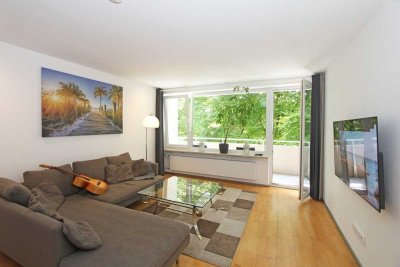 Ruhige, top-möblierte 2-Zimmer-Wohnung mit zwei Balkonen