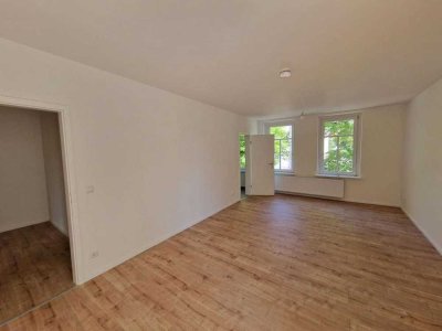 Ganz neu hergerichtet * toller Grundriss * Bad mit großer Dusche * neue Einbauküche möglich