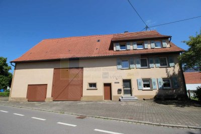 Ländliches Wohnhaus mit Ökonomieteil in Donaueschingen-Heidenhofen – vielseitiges Raumangebot für Wo