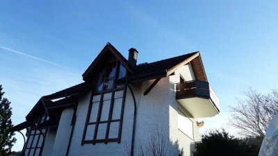 Penthouse-Wohnung mit Seeblick,  1 Gehminute zum See, Balkon, EBK, Glasfaser, teilmöbeliert