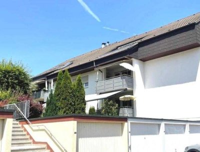 Exklusiver Luxus! Hochwertige 3,5 Zimmer-Wohnung mit Blick ins Grüne!