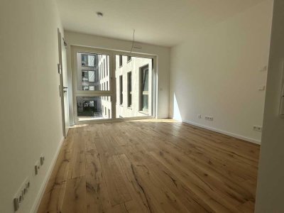Neubau *AQA* / Kleine 2-Zimmer Wohnung mit Loggia