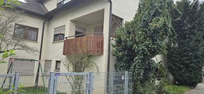 Gepflegte 3,5 Zimmer-Wohnung mit Balkon und Garage in Frankenbach