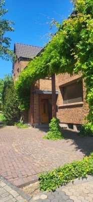 Zur Vermietung - Einfamilienhaus im Kölner Süden