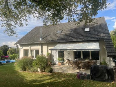 Ansprechendes und modernisiertes 4-Raum-Einfamilienhaus in Bad Salzuflen, (Preis VB)