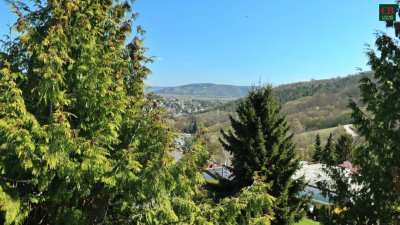 GEPFLEGTE VILLA MIT UNVERBAUBAREN AUSBLICK