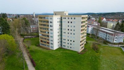 Wohnen mit Wohlfühlgarantie: Renovierte 3,5-Zimmer-Wohnung in ruhiger Umgebung
