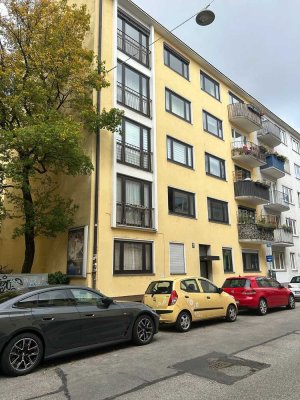 Au Isarnähe 2 Zimmer + Wohnküche saniert WG geeignet