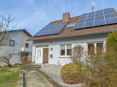 Interessantes Einfamilienhaus mit schönem Grundstück