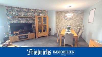 Charmante, modernisierte 2-Zimmer-Wohnung im I. Obergeschoss mit Balkon und Tiefgaragenstellplatz