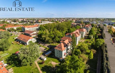 Charmante 2-Raum-Dachgeschosswohnung mit Balkon und Stellplatz !