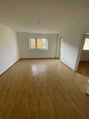 4 Zimmer Wohnung mit Balkon in Neutraubling