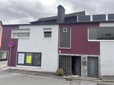 Günstiges 6-Zimmer-Einfamilienhaus in Altena