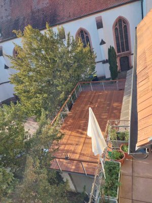 Schöne 3 Zimmer Wohnung mit großer SW-Terrasse in Ehrenkirchen