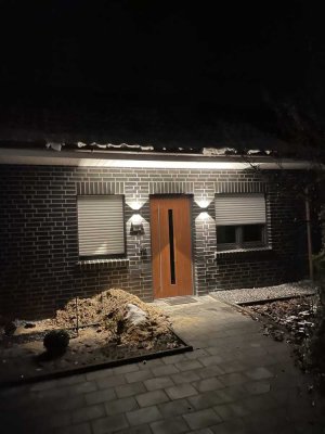 Zweitbezug nach Sanierung und Neubau: hochmodernes Reihenhaus mit Garten/Küche in Meppen