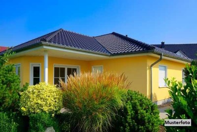 Freistehendes Einfamilienhaus + provisionsfrei +