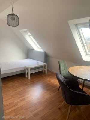 1-Zimmer-DG-Wohnung zur Zwischenmiete Nähe Hochschue RheinMain