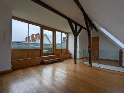 Super charmante Maisonette Wohnung mit großer Dachterrasse