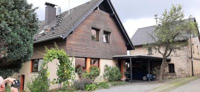 Naturnahes, lichtdurchflutetes Einfamilienhaus in Niederdürenbach