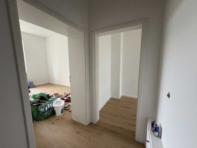 NACH RENOVIERUNG: 1,5 Zimmer Wohnung in Mannheim-Waldhof