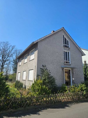 Ein Haus mit vielen Möglichkeiten und großem Garten