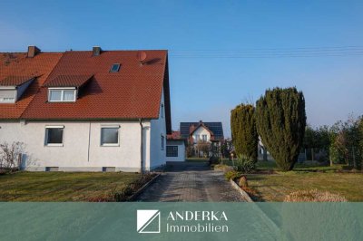 Großes Grundstück trifft Familienidylle – Doppelhaushälfte mit Potenzial in Günzburg / Riedhausen!