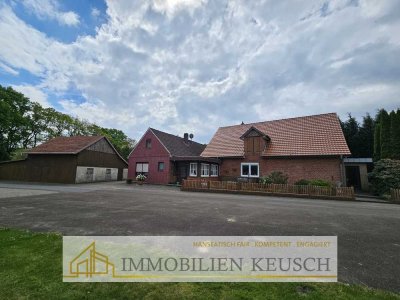 Preis nochmal deutlich reduziert-2 Handwerkerhäuser mit viel Platz, 2 Werkstätten & Garagen