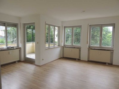 3-Zi. Wohnung mit BALKON und PKW-Stellplatz in Silberstraße zu vermieten!