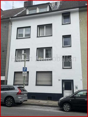 Investitionschance: 2 vermietete Wohnungen u.1 Gewerbeeinheit in gepfl. 4-Parteienhaus in E.-Rü.!