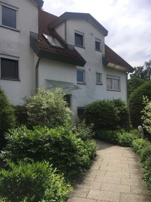 Schöne 2 Zimmer Wohnung mit Terrasse /Garten und offener Einbauküche in Heimsheim