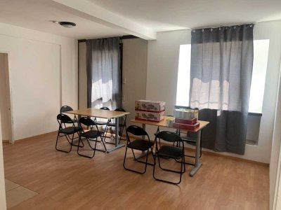 Zweifamilienhaus mit Scheune & ausbaufähigem Dachgeschoss - 8,65 % Rendite