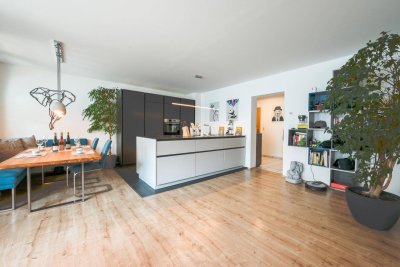 Außergwöhnliche 3- Zimmer-Maisonettenwohnung mit 91,94 m² Wohnfläche