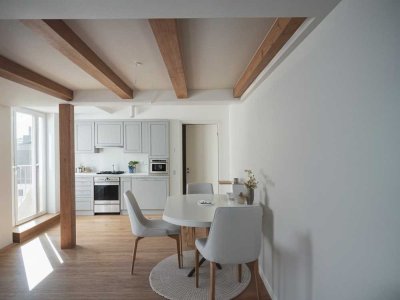 Moderne Dachgeschosswohnung mit Penthousecharakter, Galerie, 2 Terrassen und Aufzug