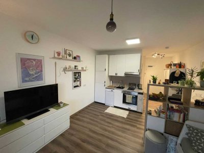 1. Zi. / 2.OG in Bahnhofsnähe Neuwertig