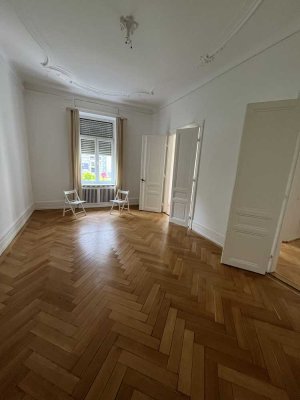 Klassischer Altbau im Westend-Süd & Garage