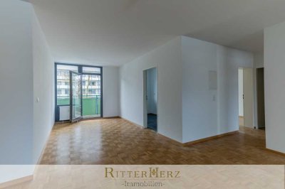 Großzügige 3-Zimmer-Whg. mit 2 Balkonen & Tiefgarage! 
Viel Platz, Weitblick und nah an der U-Bahn!