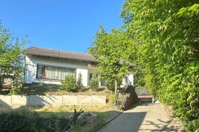 Willkommen im neuen Familienglück,  Einfamilienhaus mit großem Garten in ruhiger Lage von Leinburg