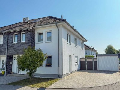 Moderne Doppelhaushälfte – viel Platz, stilvolle Ausstattung, sofort bezugsfrei!