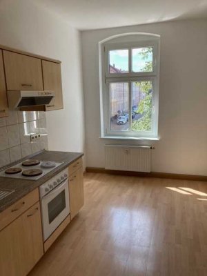 Gepflegte 2- Raum- Wohnung mit Einbauküche