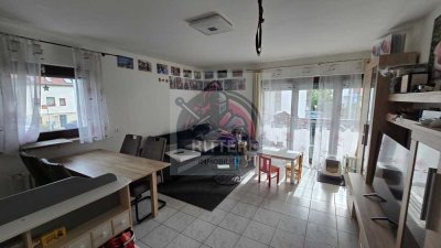 Attraktive 4-Zimmer-Wohnung mit Balkon, Stellplatz und viel Platz