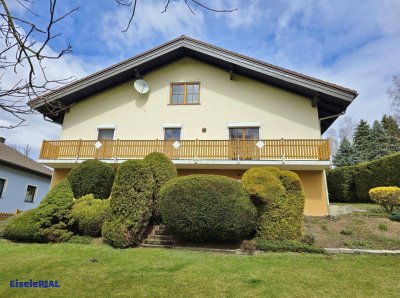 freistehendes Einfamilienhaus (Bungalow) mit Vollkeller und großem Garten in Nondorf